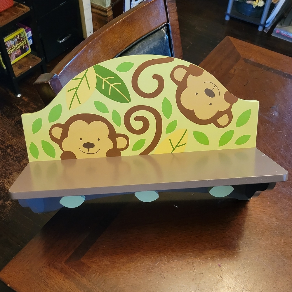 🌻 Monkey Wall Shelf